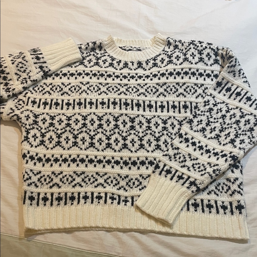 NWOT American Eagle chunky black / white knit sweater size m - Picture 1 of 8
